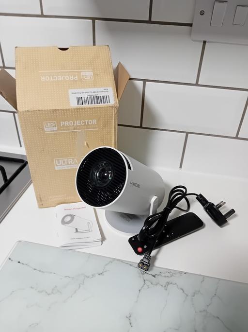 Buy & Sell Tipton Sandwell - Photos for multimedia projectors HD