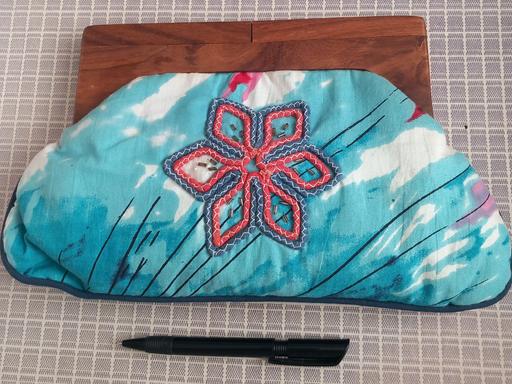 Buy & Sell Thatto Heath Saint Helens - Photos for Modapelle wood and embroidery bag