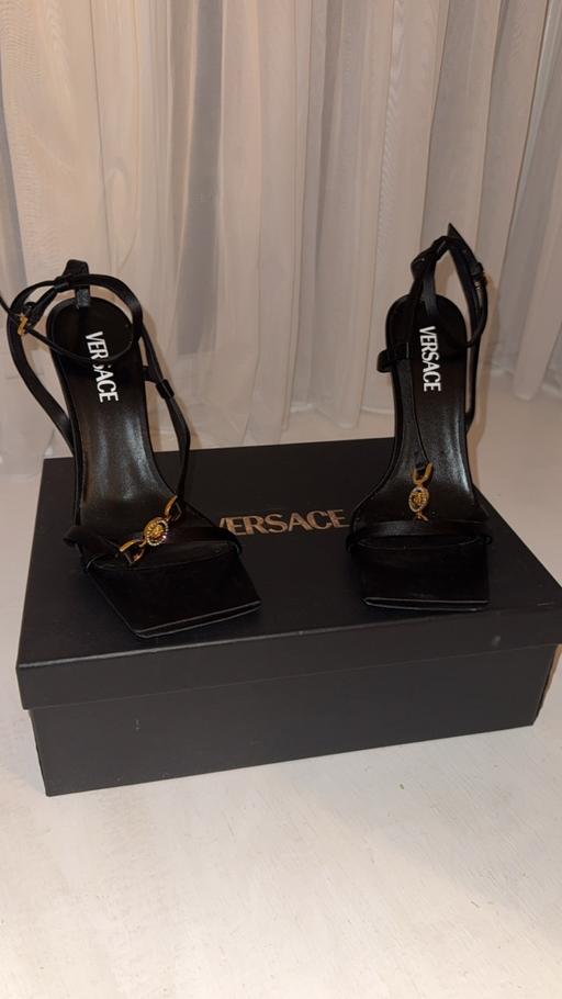 Buy & Sell Lewisham South East London - Photos for Versace shoes
