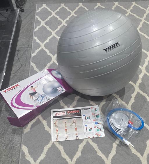 Buy & Sell Bromley East London - Photos for Grey Gym Ball