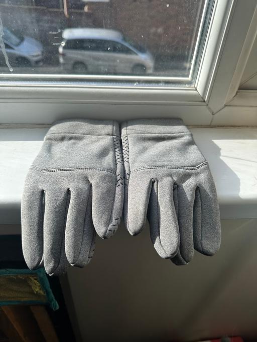 Buy & Sell Grays Thurrock - Essex - Photos for 🧤 Grey Touchscreen Winter Gloves 🧤