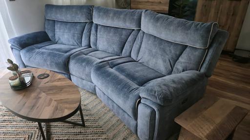 Buy & Sell Warmsworth Doncaster - Photos for 3 seater electric recliner