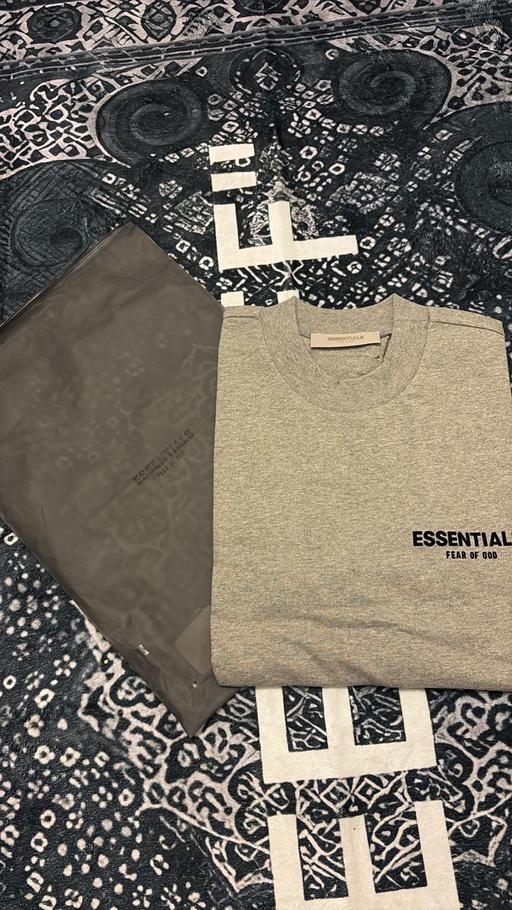 Buy & Sell Sands End South West London - Photos for Essentials dark grey oatmeal t-shirt
