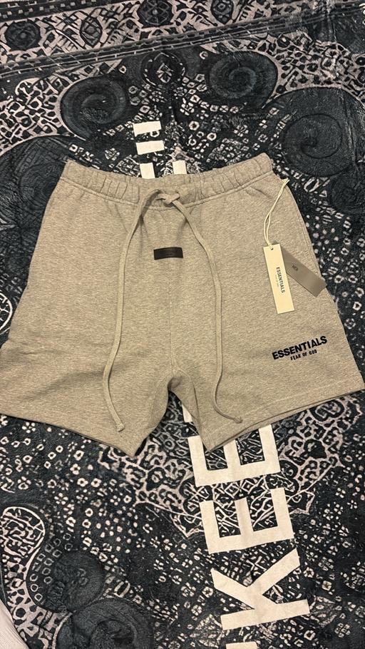 Buy & Sell Parsons Green South West London - Photos for Essentials dark grey oatmeal shorts