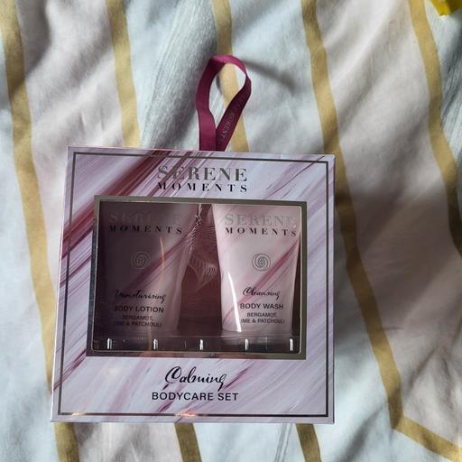 Buy & Sell Crumpsall Manchester - Photos for new Serene Moment Calming Bodycare Set