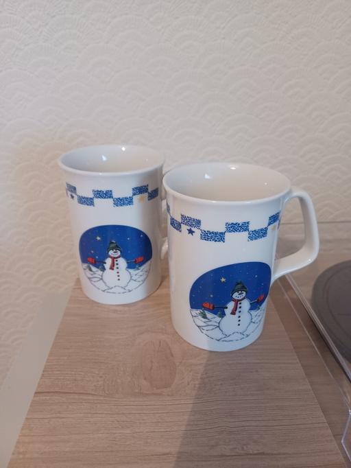 Buy & Sell Eckington North East Derbyshire - Photos for 2 x Christmas mugs
