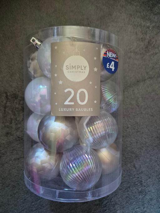 Buy & Sell Crumpsall Manchester - Photos for new Xmas White 20pk Baubles