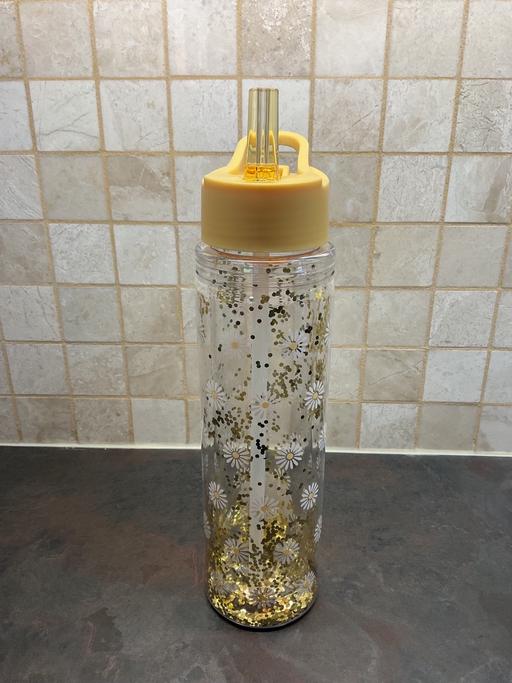Buy & Sell Roby Knowsley - Photos for Daisy Glitter Bottle