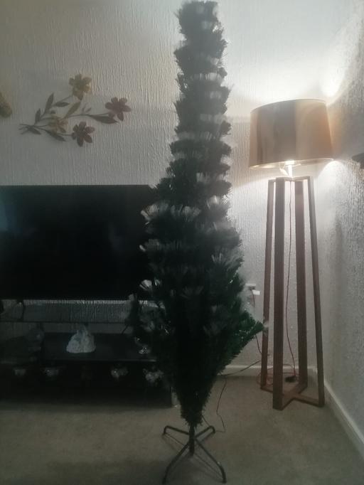 Buy & Sell Heath Town Wolverhampton - Photos for New Xmas tree approx 6ft 6