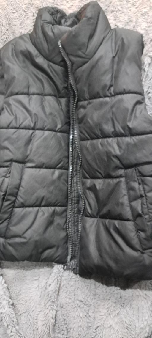 Buy & Sell Sutton Coldfield Birmingham - Photos for H&M Gilet Sge 4-6