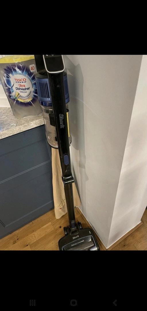 Buy & Sell Waltham Forest East London - Photos for shark cordless iz320ukt