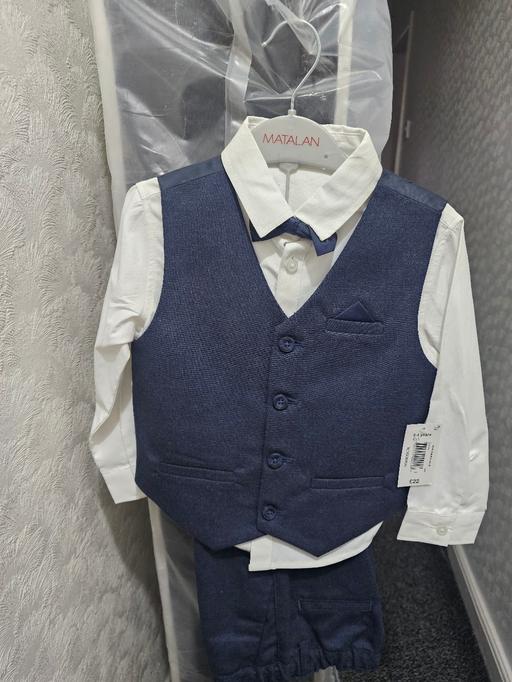 Buy & Sell Burton-on-Trent East Staffordshire - Photos for boys suit set with trousers size 3-4