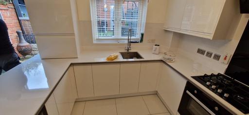 Buy & Sell - Photos for Kitchen Fitter
