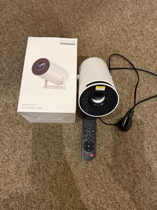 Buy & Sell Childs Hill North West London - Photos for Projector