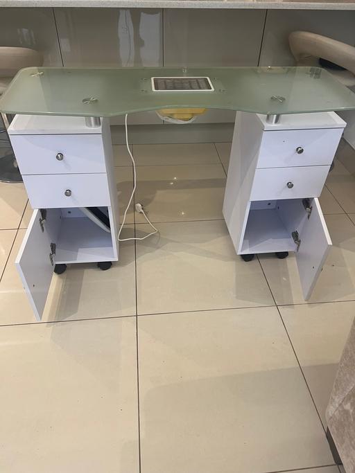 Buy & Sell Earlswood Stratford-on-Avon - Photos for Manicure Nail Station