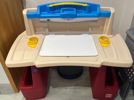 further learning Great Barr Sandwell - Photos for Step 2 Deluxe art activity desk and chair