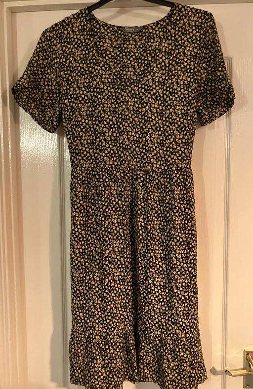 Buy & Sell Mansfield Town Centre Mansfield - Photos for Women’s size 14 summer bundle (3 items)