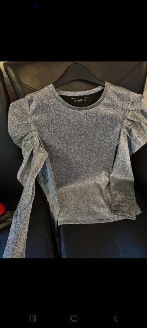 Buy & Sell Addington Village Station South East London - Photos for F&F size 16 festive/new year top £15