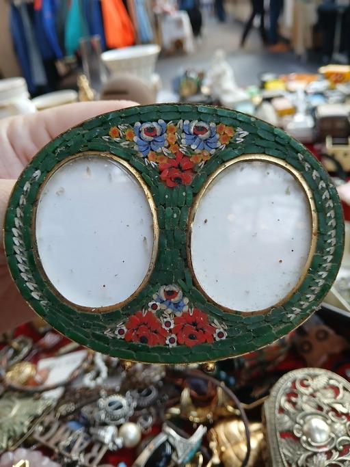 Buy & Sell Old Street East London - Photos for Vintage Miniature green Floral Micro Mosaic D