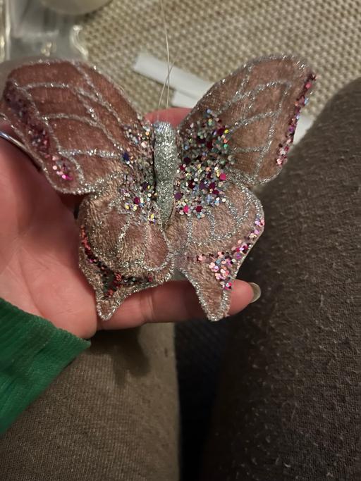 Buy & Sell Wednesfield Wolverhampton - Photos for New clip on pink glitter butterflies Xmas