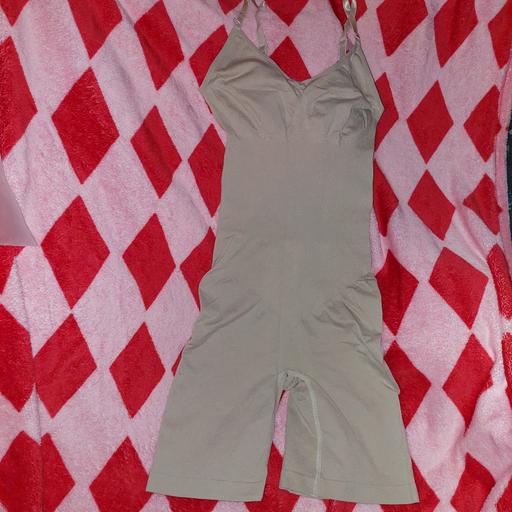 Buy & Sell Ocker Hill Sandwell - Photos for shapewear body suit small beige