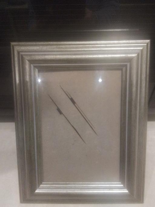 Buy & Sell Streetly Walsall - Photos for BRONZE EFFECT PICTURE FRAME