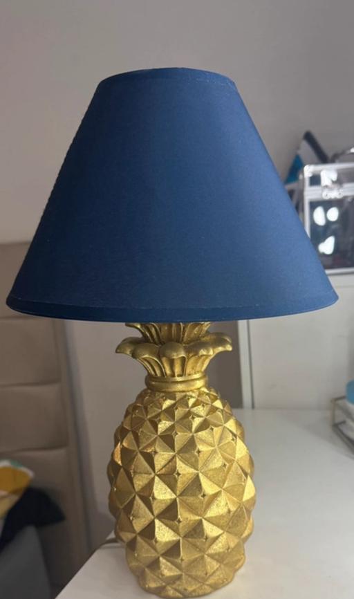 Buy & Sell Beckton East London - Photos for Table lamps pineapple shape