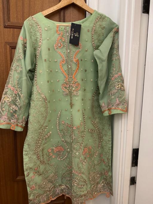 Buy & Sell Beckton East London - Photos for Pakistani dress