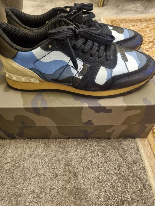 Buy & Sell Sundon Luton - Photos for valentino garavani trainers
