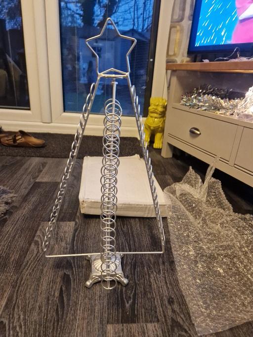 Buy & Sell Scholes Rotherham - Photos for Metal card holder, new