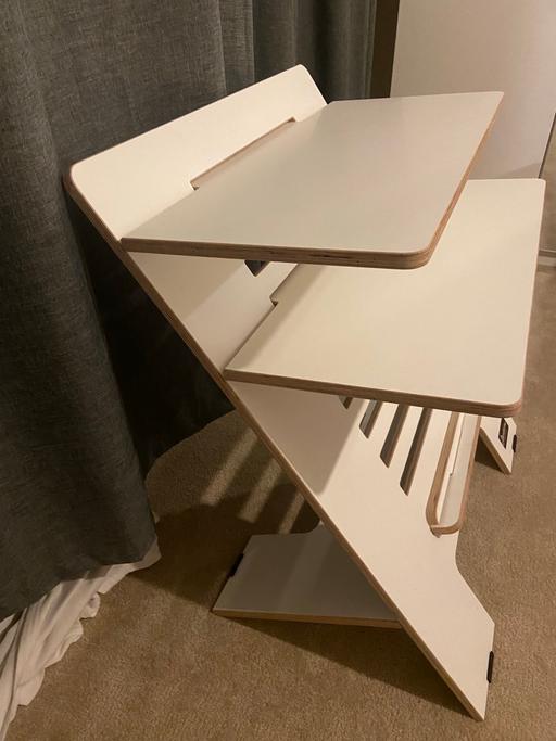 Buy & Sell Borehamwood Hertsmere - Photos for Standsome adjustable ergonomic wooden desk