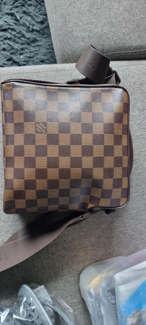 Buy & Sell Lytham Saint Annes Fylde - Photos for LV original mens crossbody bag box .dustbag
