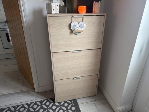 Buy & Sell - Photos for Hall shoe cabinet