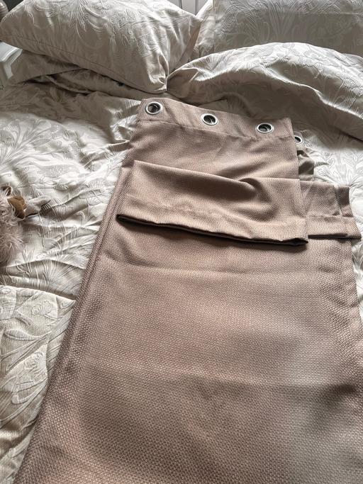 Buy & Sell Purley Croydon - Photos for Curtains