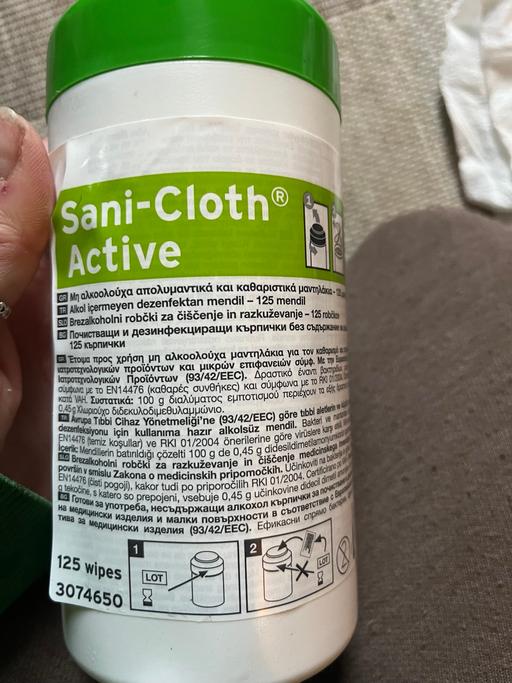 Buy & Sell Wednesfield Wolverhampton - Photos for Cleaning wipes 1£ a pack lots