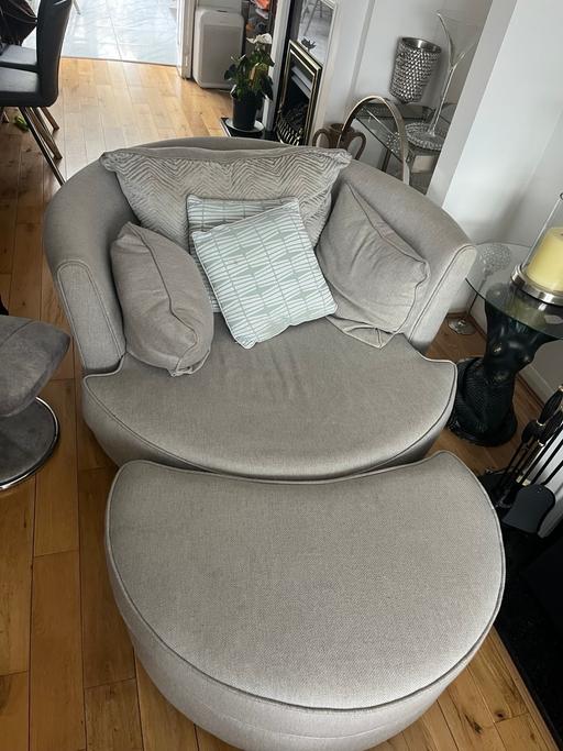 Buy & Sell Northolt Ealing - Photos for Grey Swivel love seat Sofa and foot rest set