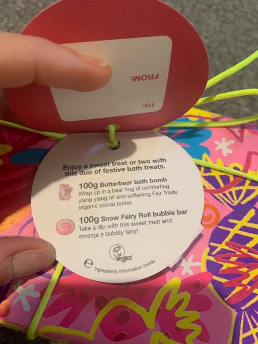 Buy & Sell Longley Sheffield - Photos for Lush bathbom set