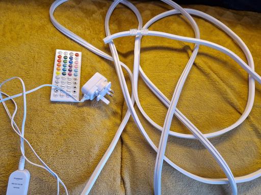 Buy & Sell Thorpe Hesley Rotherham - Photos for led plug in strip light & remote