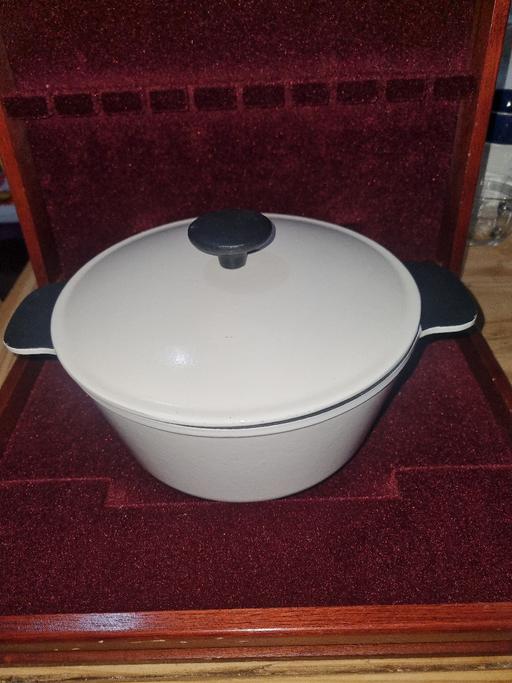 Buy & Sell Bournville Birmingham - Photos for Large Cast Iron Cooking Pot