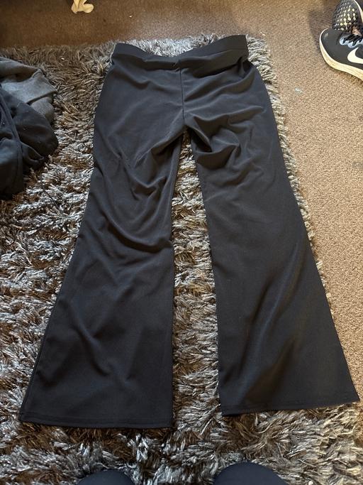 Buy & Sell Gorebridge Midlothian - Photos for Flared leggings (black)