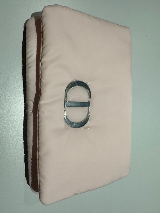 Buy & Sell Kensal Green North West London - Photos for Dior pink pouch