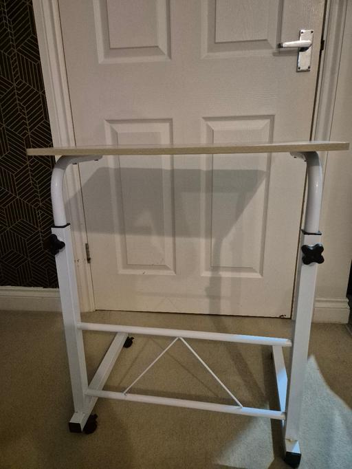 Buy & Sell Westcroft Milton Keynes - Photos for Portable desk / table