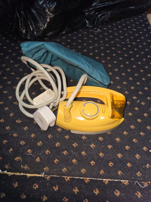 Buy & Sell Cranford Hounslow - Photos for travel iron