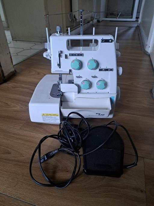 Buy & Sell Lye Dudley - Photos for Toyota Overlocker machine