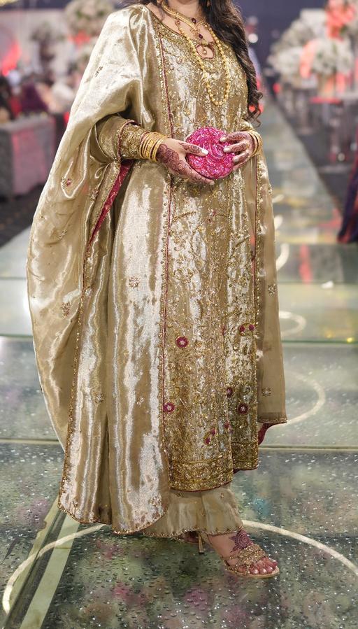 Buy & Sell Manor Park East London - Photos for desighner pakistani wedding suit