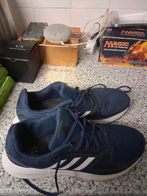 Buy & Sell Islington North London - Photos for Adidas Trainers Size 9
