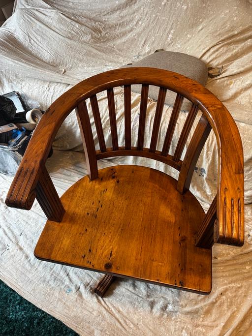 Buy & Sell Kirk Ella East Riding of Yorkshire - Photos for Barker and Stonehouse swivel chair