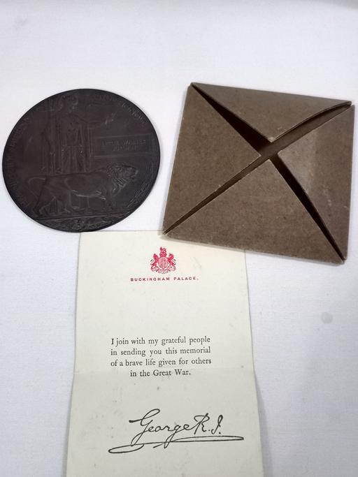 Buy & Sell Hall Green Birmingham - Photos for GREAT WAR BRONZE DEATH PENNY/PLAQUE.