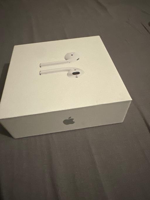 Buy & Sell West Green North London - Photos for AirPod box