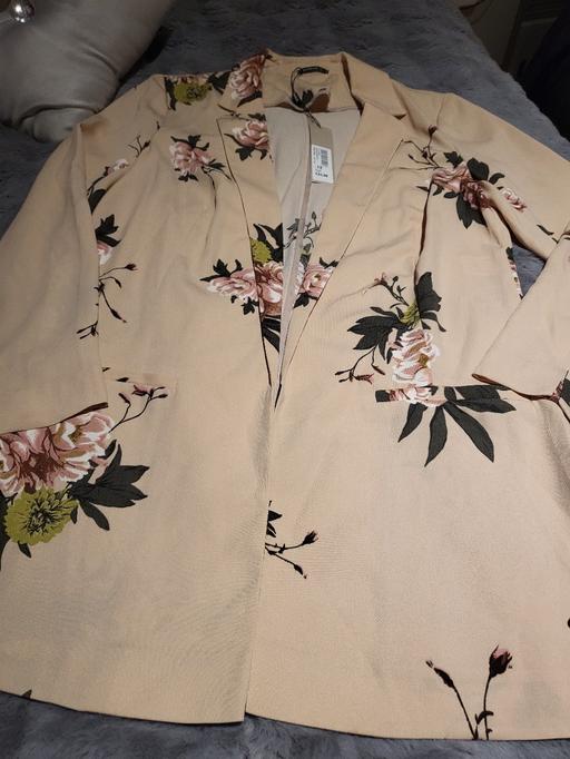 Buy & Sell Archway North London - Photos for Long jacket